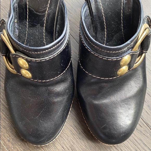 Coach leather mules with gold hardware - Picture 4 of 8